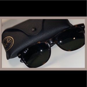 Authentic Women’s Dark Brown WayFarers with Case